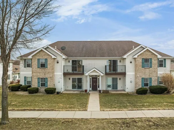 6625 Reston Heights Dr #2, Madison, WI 53718