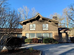 100 Echo Springs Point, Lake Toxaway, NC 28747