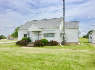 1501 20th St, Charleston, IL