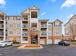 19627 Galway Bay Cir APT 301, Germantown, MD 20874