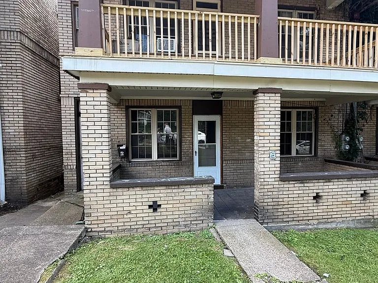 5 Division St #6 — Photo 1