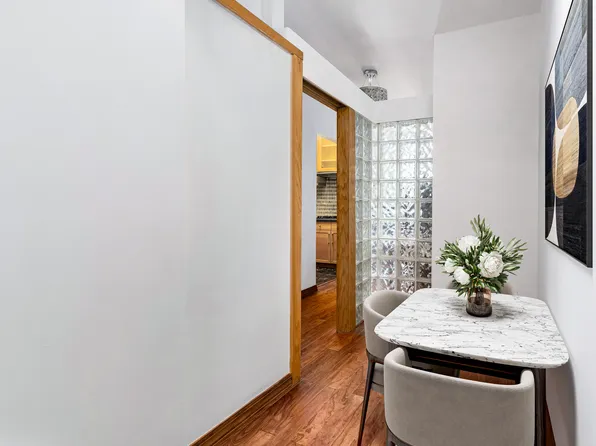 3 Hanover Square 10H image 3 of 13