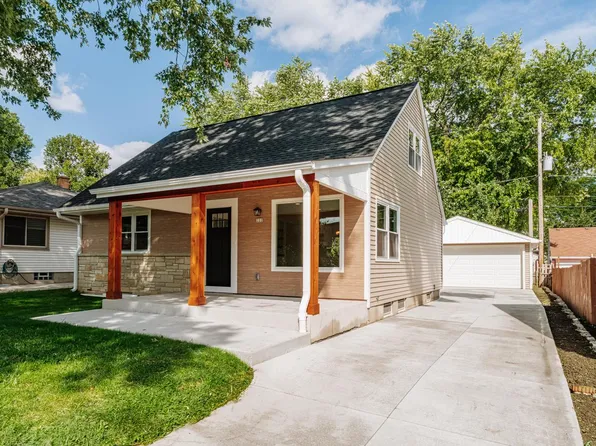 222 N 111th STREET, Wauwatosa, WI 53226