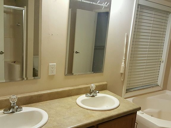 3rd image of 21327 Tuscarora Ave