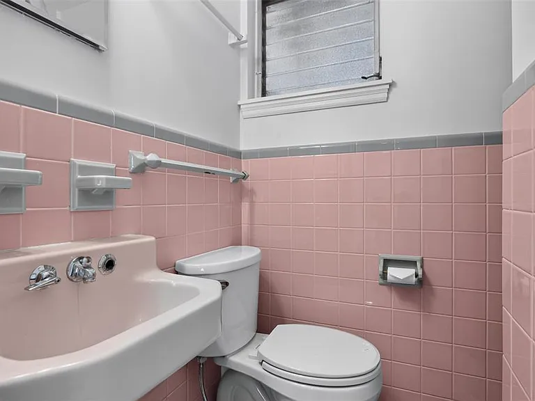 2732 Newark Way — Photo 17