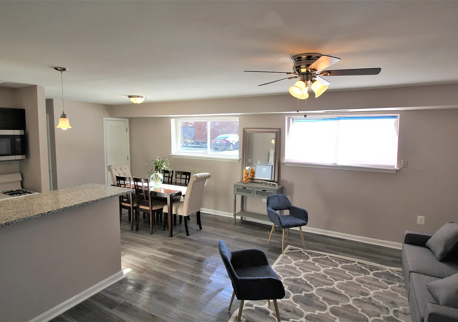 814 Nat Ct — Photo 2