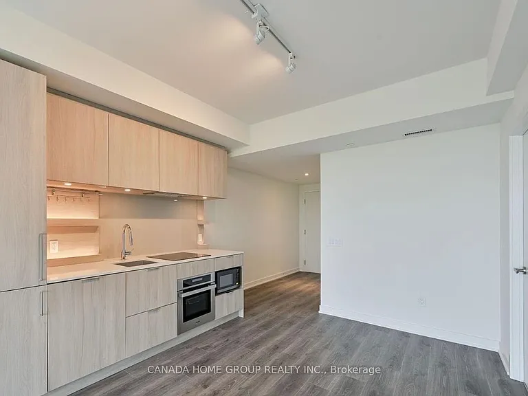 28 Ann St #1501 — Photo 6