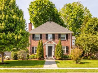 75 W Central St, Natick, MA 01760