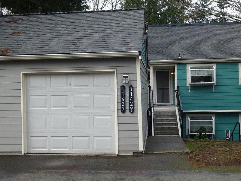 1st image of 11429 105th Ct NE