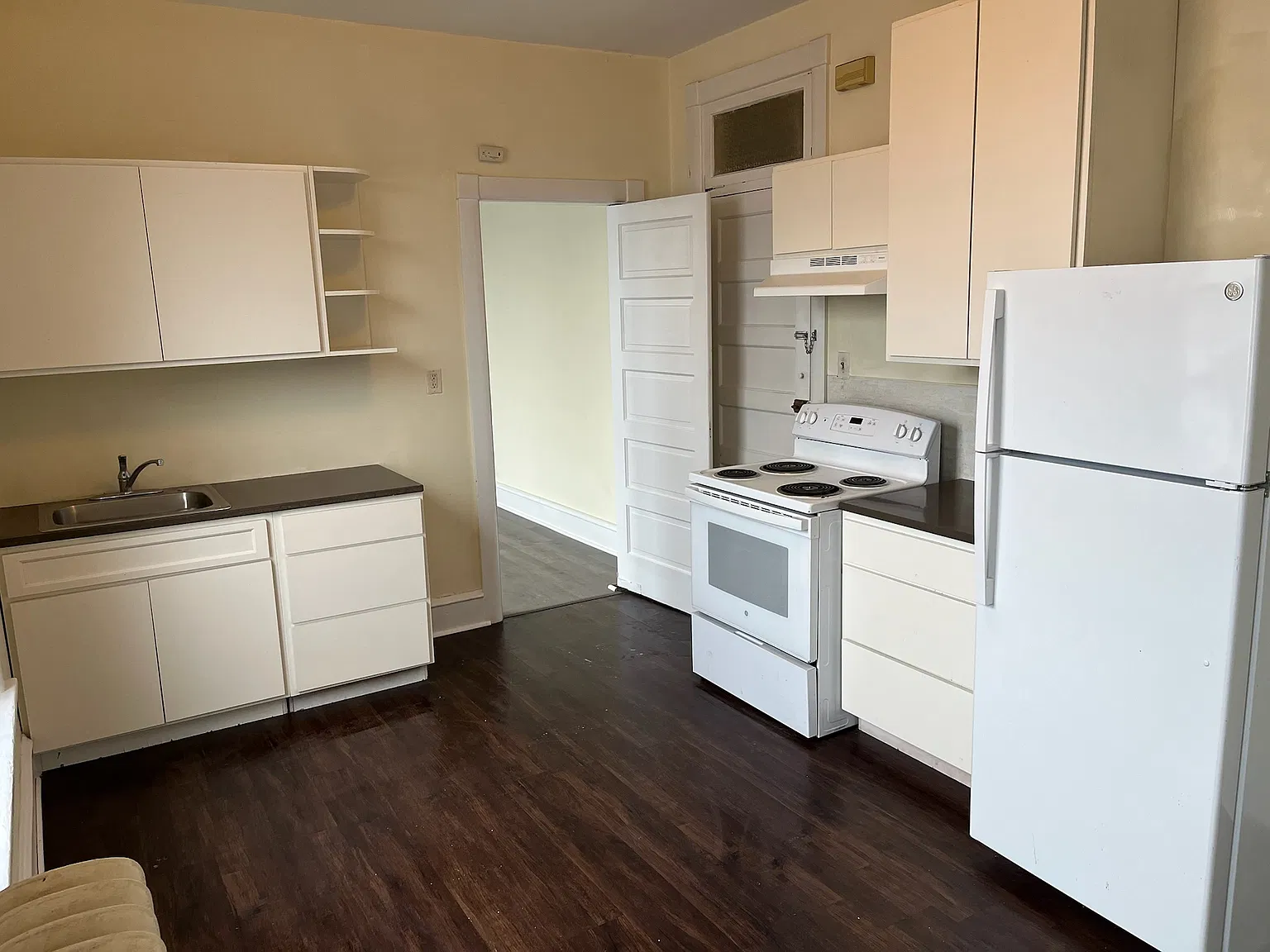 1 bed, $1,050 — Photo 3