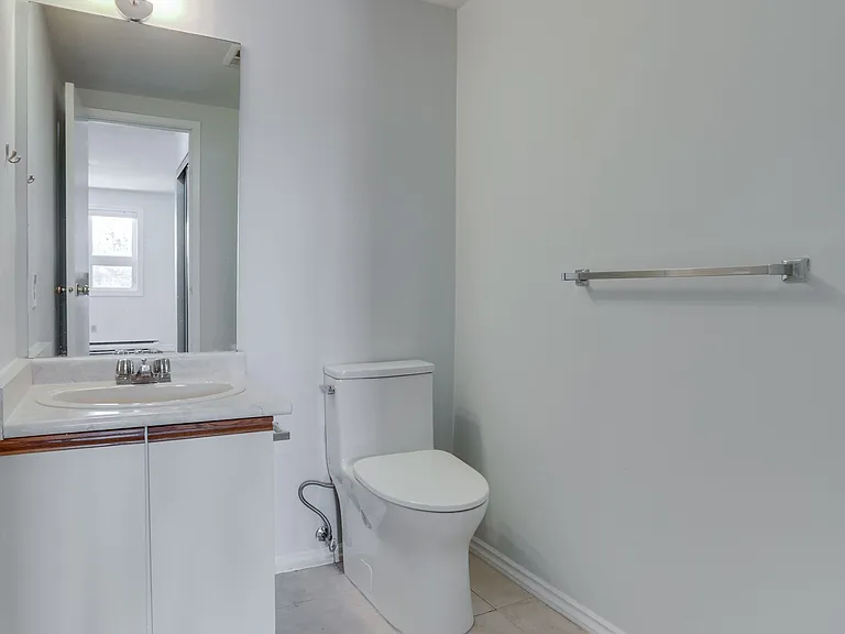 15 Jacksway Cres #315 — Photo 28