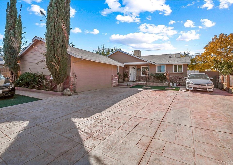 1st image of 45445 Leatherwood Ave