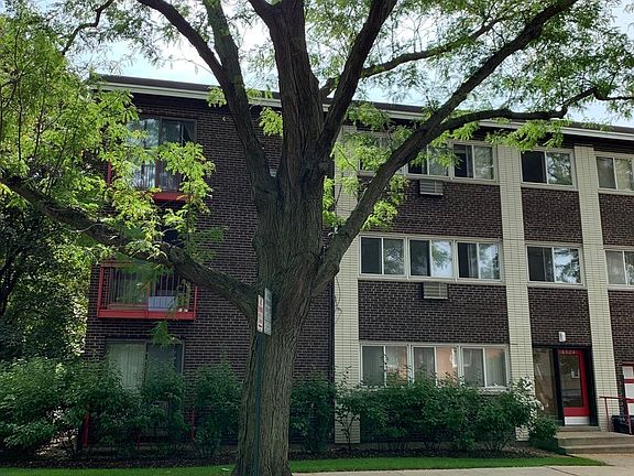 2nd image of 8524 Skokie Blvd APT 3C