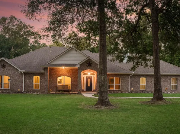 911 Winchester Bnd, Huffman, TX 77336