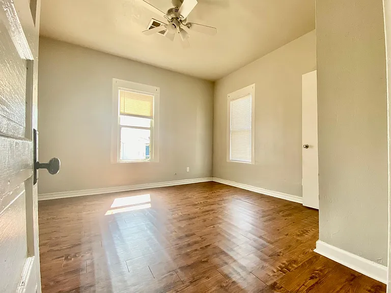 1315 NE 19th St — Photo 12