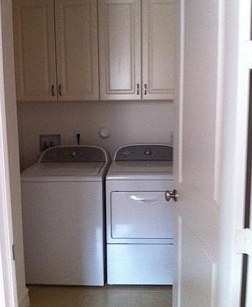 4th image of 112 Riverwalk Cir E