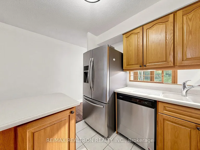 30 McGill St — Photo 10