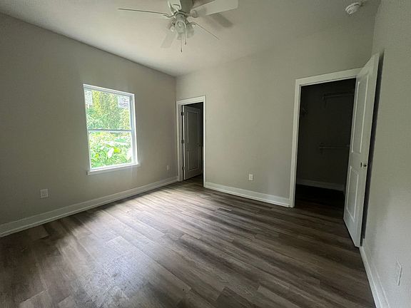 4th image of 4111 NW 15th Pl