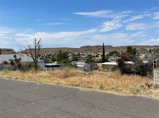 711 Parkview Ave, Kingman, AZ 86401