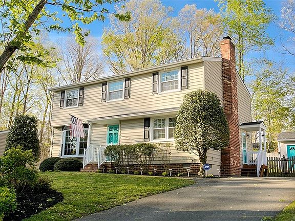 2nd image of 4908 Daffodil Cir