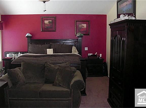 4th image of 2763 Taylor Ave