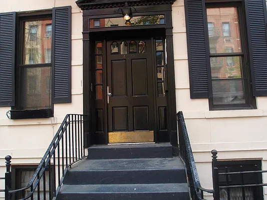 Rented by Keller Williams NYC | media 2