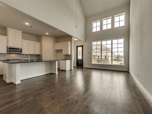 2nd image of 4925 Shore Crest Dr