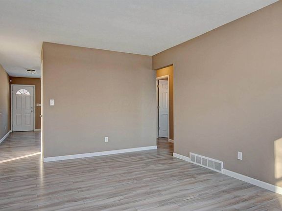 5th image of 5553 Aqua St