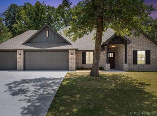 21850 E Morgan Rd, Claremore, OK 74017