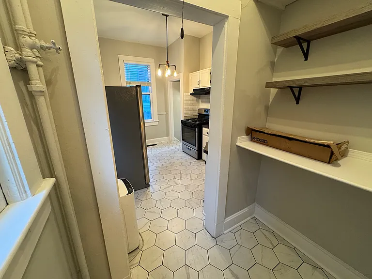 207 Chandler Ave — Photo 21