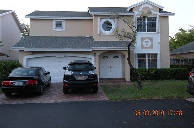 1st image of 9887 NW 51st Ter