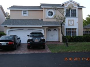 9887 NW 51st Ter, Doral, FL 33178