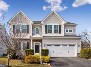 16 Bavarian Way, Lovettsville, VA 20180