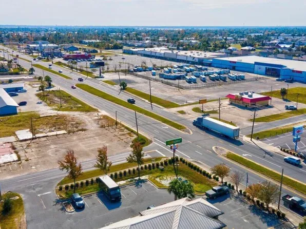 307 S Tyndall Pkwy, Panama City, FL 32404