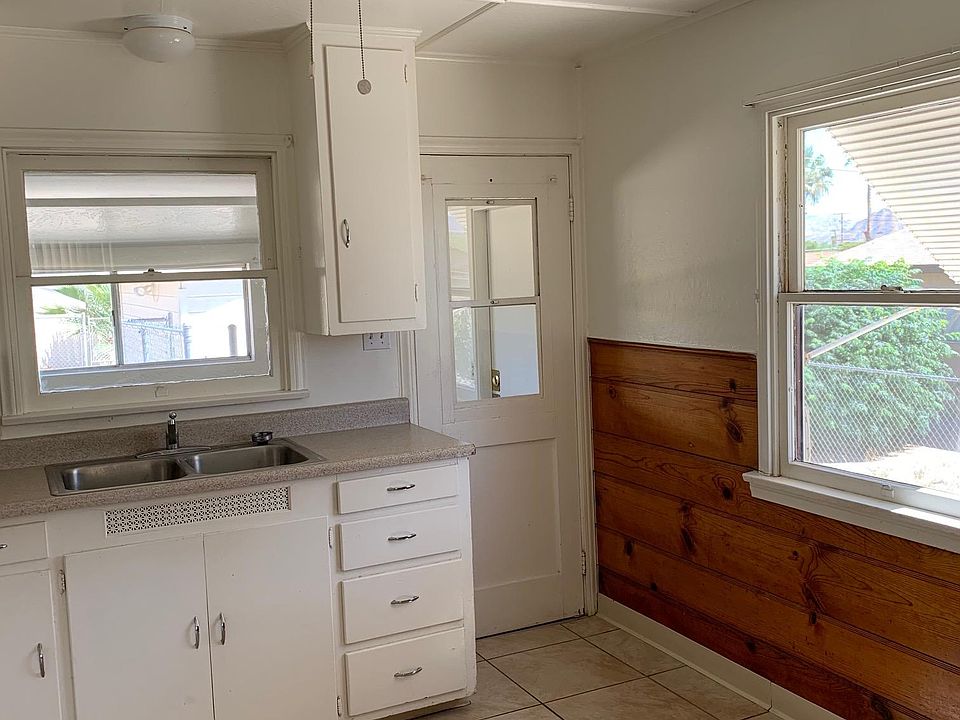 1st image of 5985 Mariposa Ave