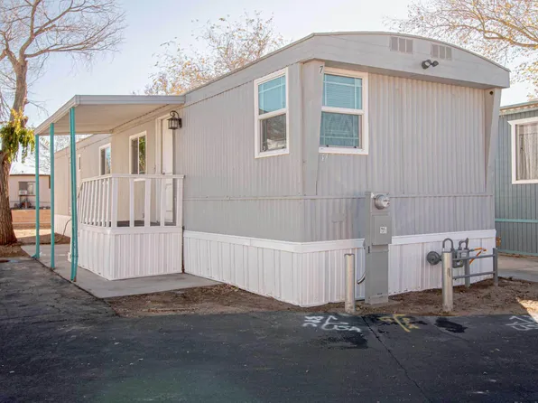 45131 28th St Space 17, Lancaster, CA 93535