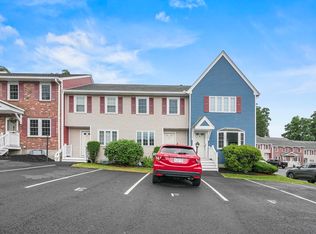 55 Fox Meadow Rd APT G, Leominster, MA 01453