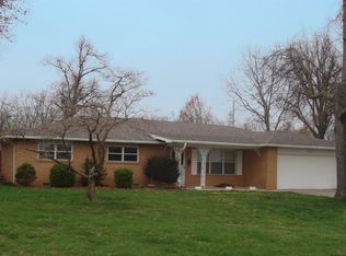 1316 W Cherokee St, Springfield, MO 65807