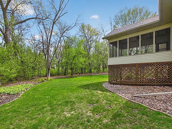 4th image of 1131 Baird Ln NE