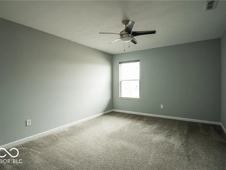 15665 Eastpark Dr — Photo 52