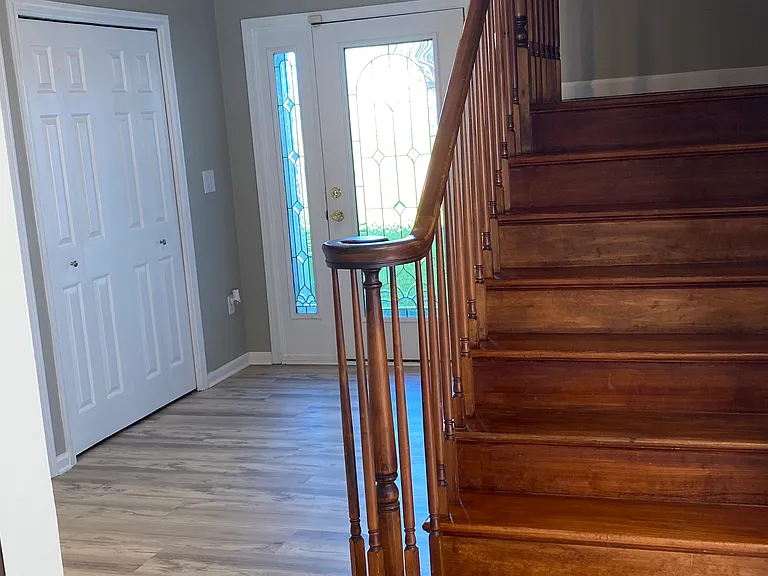 10 E River Rd — Photo 7