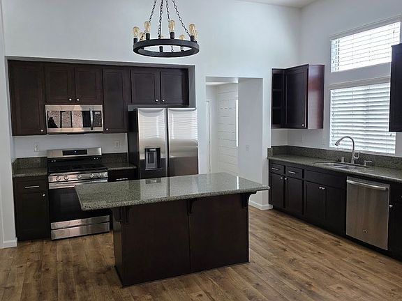 4th image of 34130 Dianthus Ln