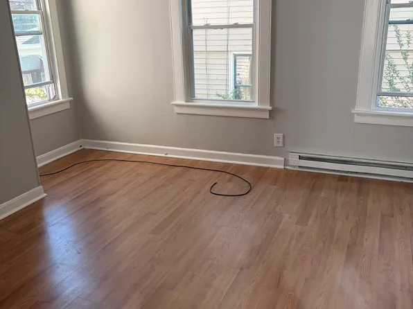 120 Locust St #2, Waterbury, CT 06704