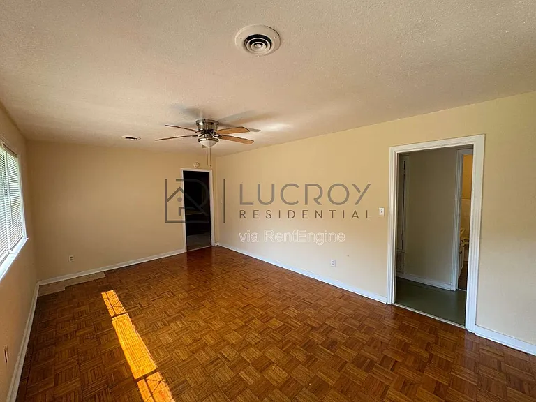 577 Dryden Ave — Photo 3