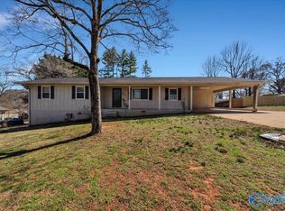 1205 Birchwood Dr, Scottsboro, AL 35769