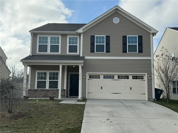 2210 Osprey Ln, Greensboro, NC 27301