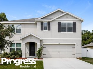 5511 Magdalene Way, Zephyrhills, FL 33541
