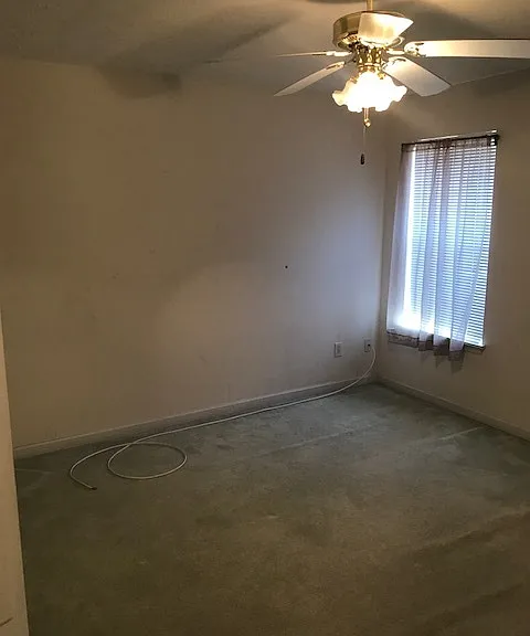 704 Dover Ct — Photo 10