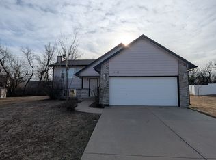 10003 E Morris St, Wichita, KS 67207