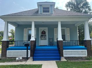 703 Mayo St, Carlinville, IL 62626